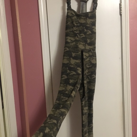 Very Soft Overalls - Picture 2 of 3